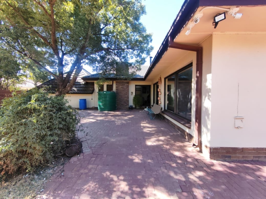 3 Bedroom Property for Sale in Baillie Park North West